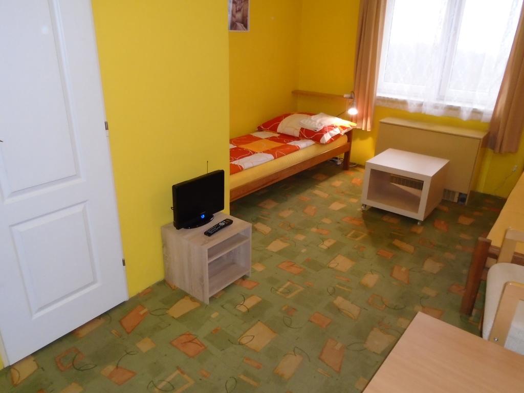 Pension Dobroucky Prag Zimmer foto